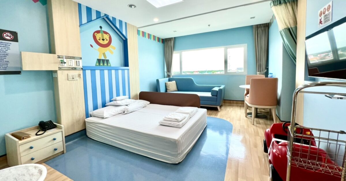 deluxe-child-patient-room